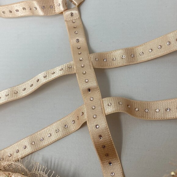 Agent Provocateur Davinah Nude Swarowski Bra 34D New - Picture 11 of 16